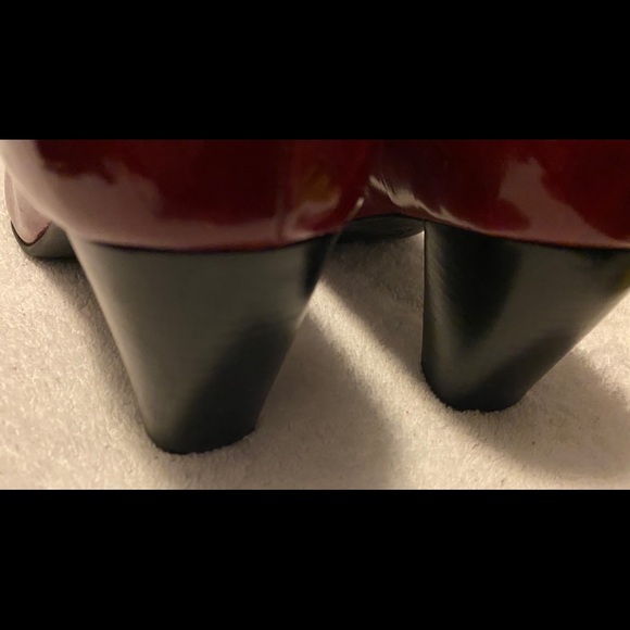 Brand New Gorgeous Heels by ECCO - Size 11 - Box 63 - Picture 5 of 7